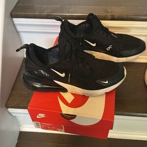 Nike air max 270 gs youth 7 black
